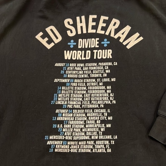 Ed Sheeran Divide World Tour Concert Hoodie Sweatshirt Black Size L - Picture 8 of 9